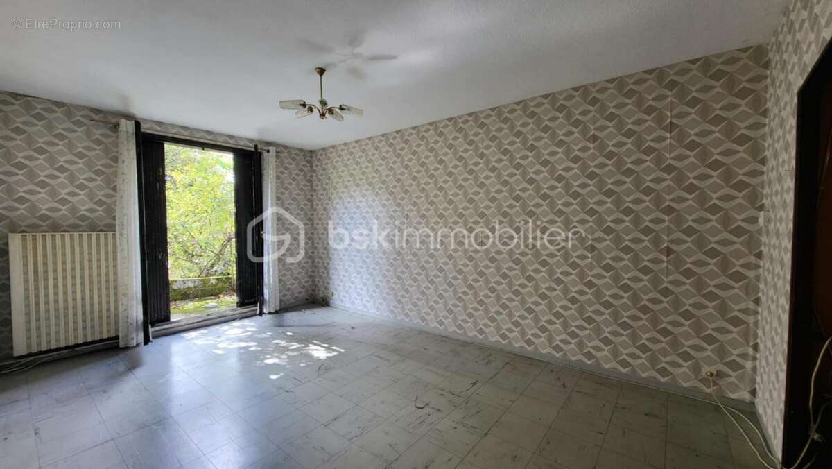 Maison à LACROUZETTE