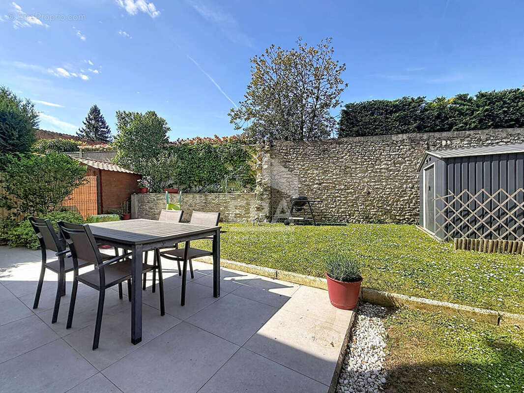 Maison à ETAMPES