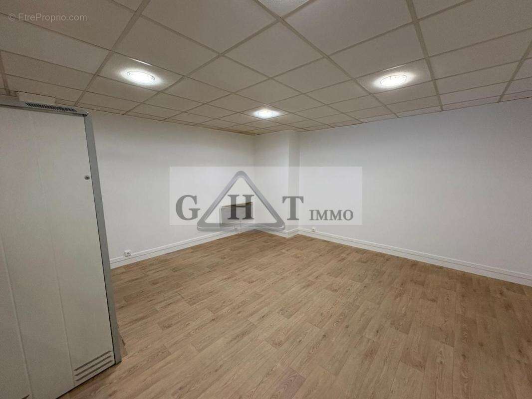 Commerce à SAINT-MANDE