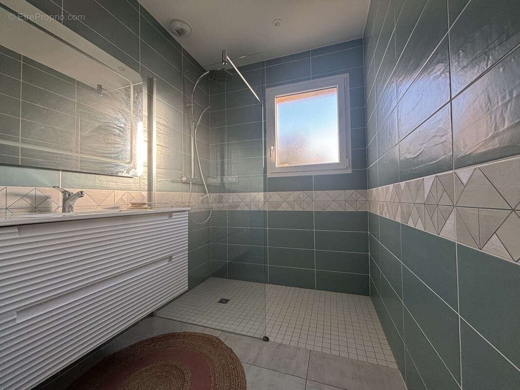 Maison à PORT-DES-BARQUES