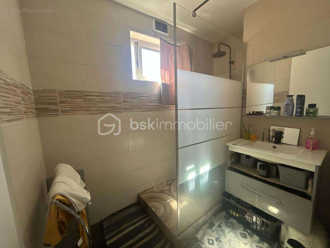 Appartement à SAINT-DENIS