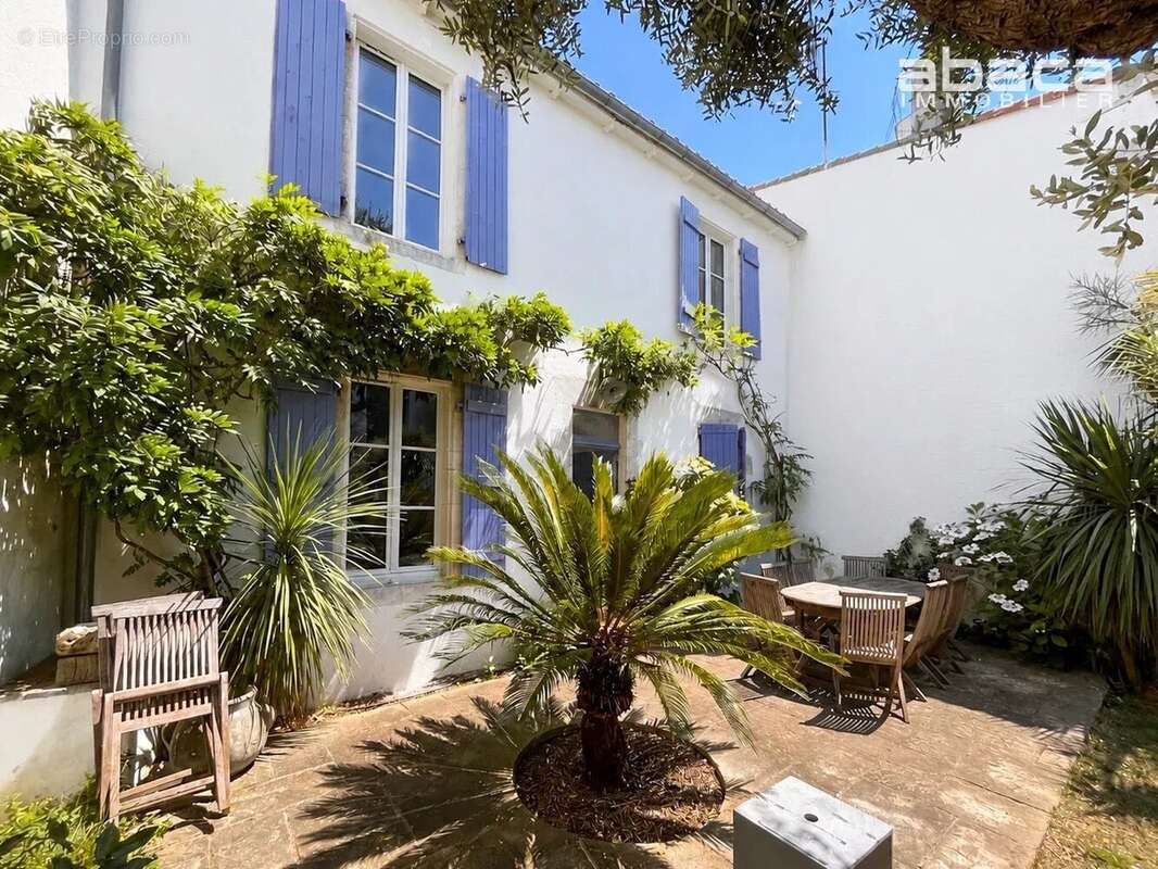Maison à SAINTE-MARIE-DE-RE