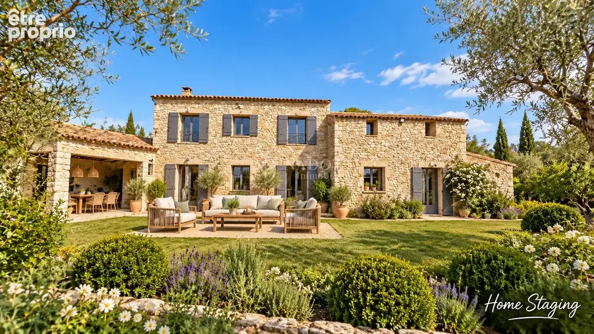 Maison à GORDES