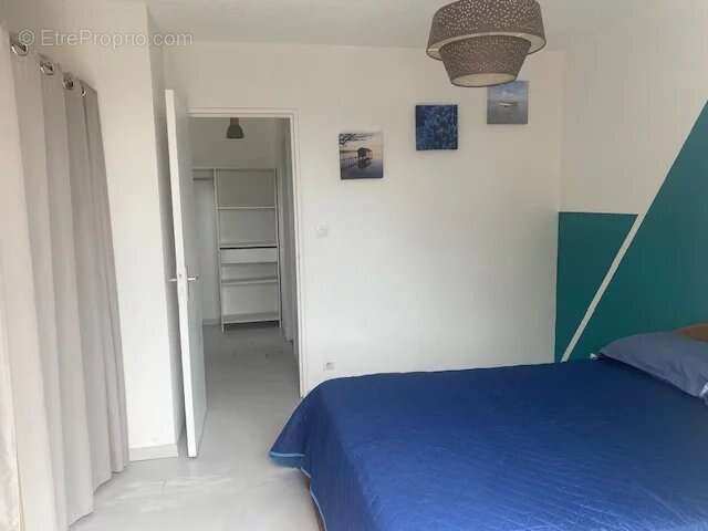 Appartement à SAINT-LAURENT-DU-VAR