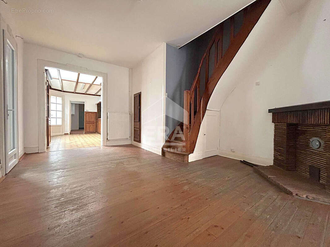 Maison à AUDRUICQ