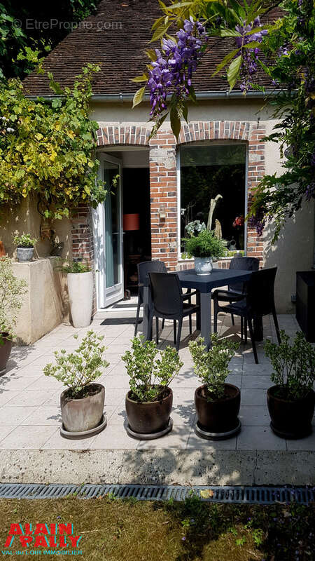 Maison à CLOYES-SUR-LE-LOIR