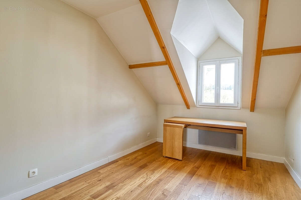 Appartement à PIERRELAYE