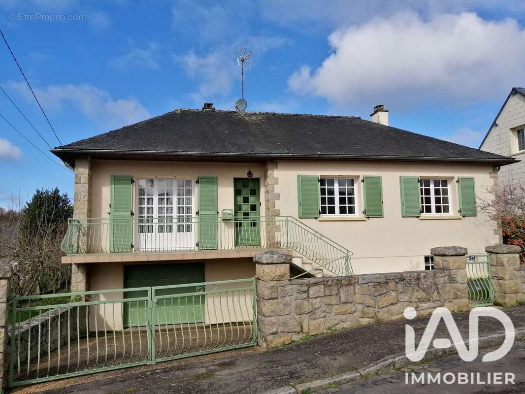 Maison 111 m² à Chailland  - photo 3