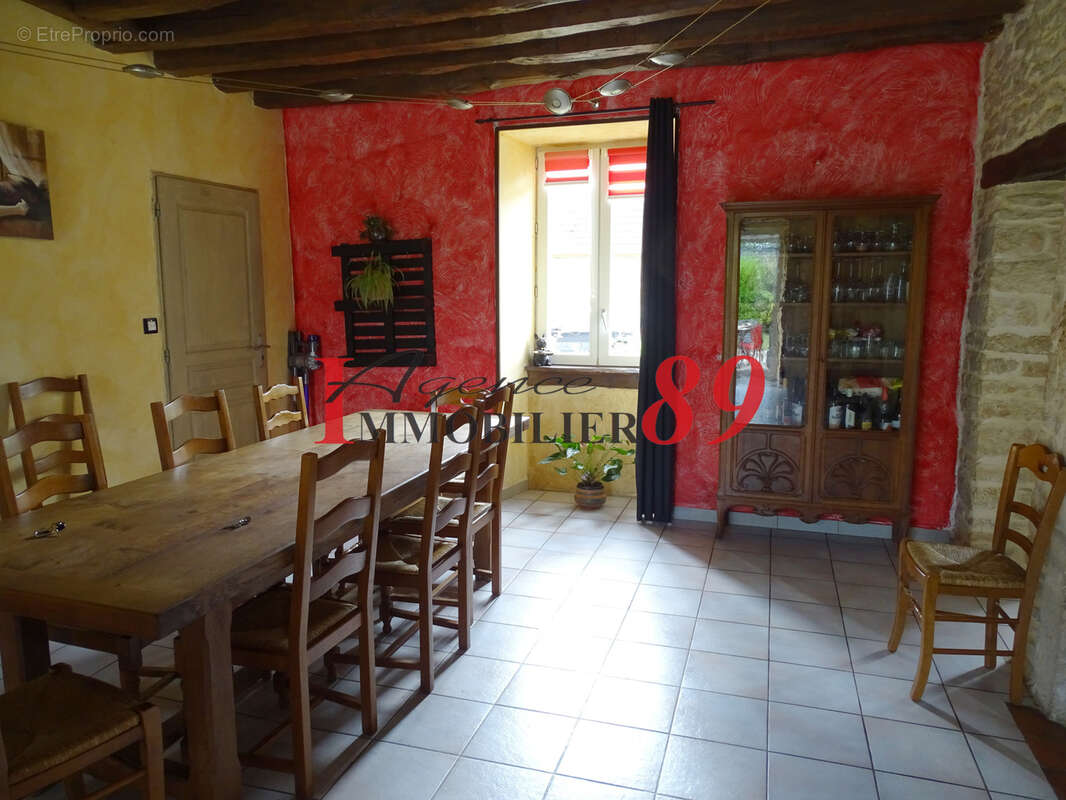 Maison à BAIGNEUX-LES-JUIFS