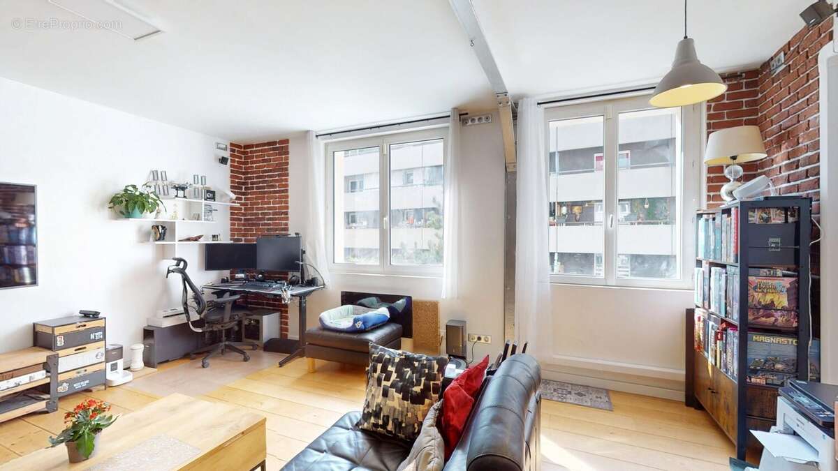 Appartement à PARIS-11E