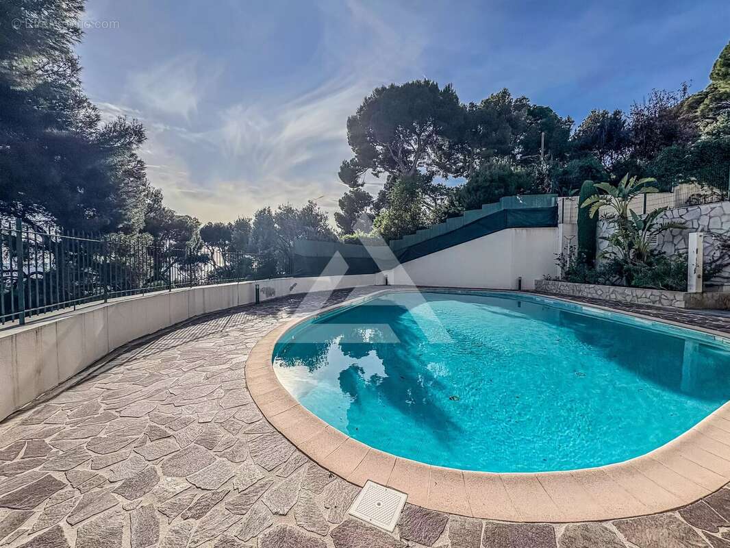 Appartement à CAP-D'AIL