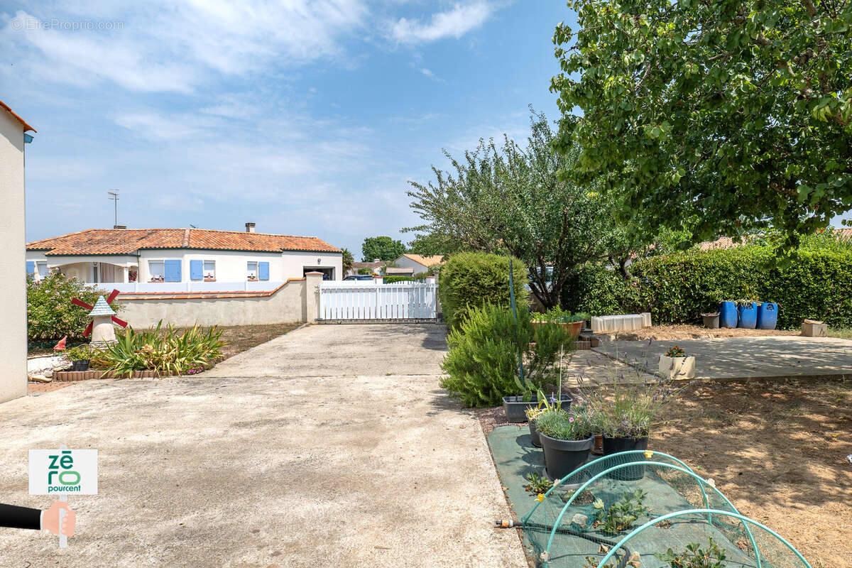 Maison à ANGLES