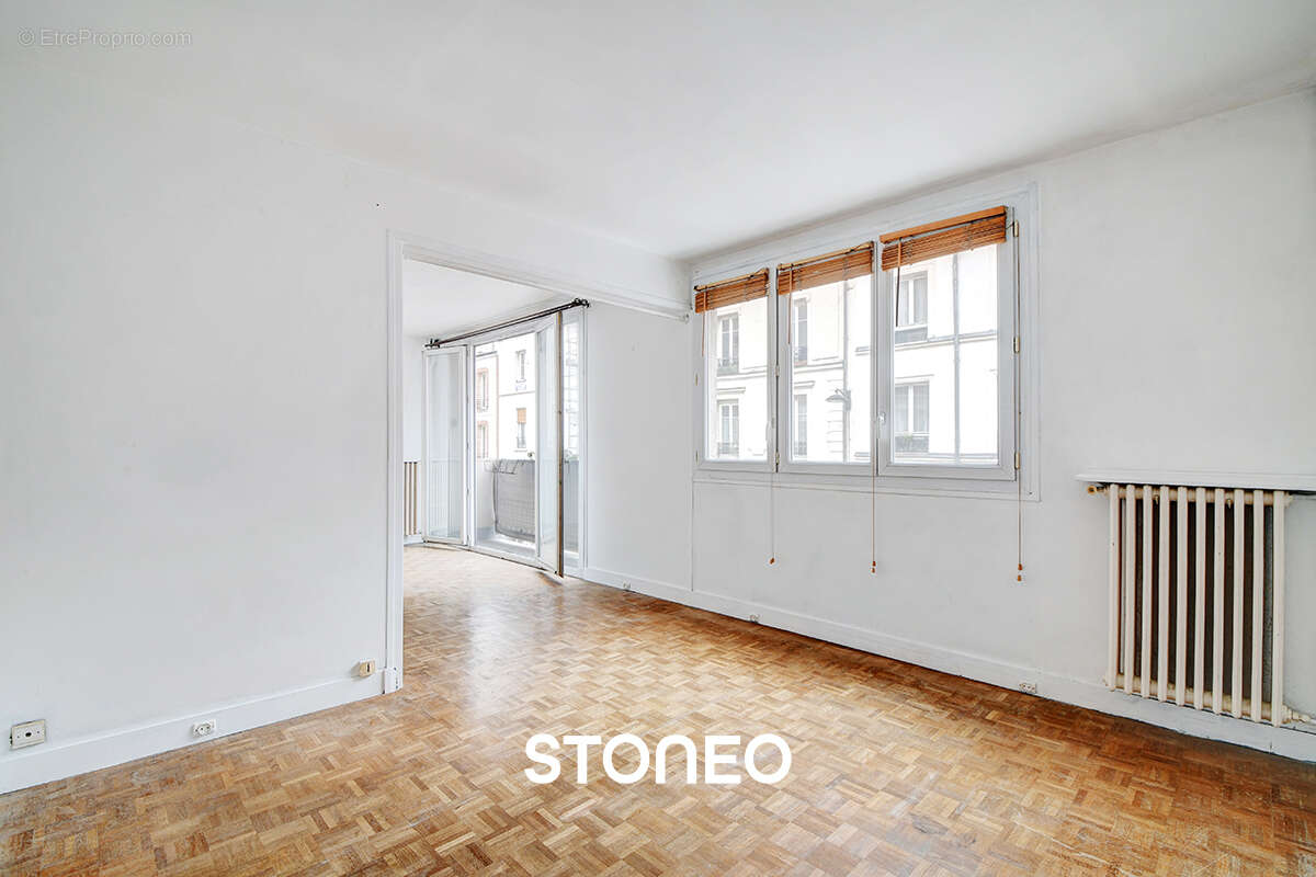 Appartement à PARIS-18E