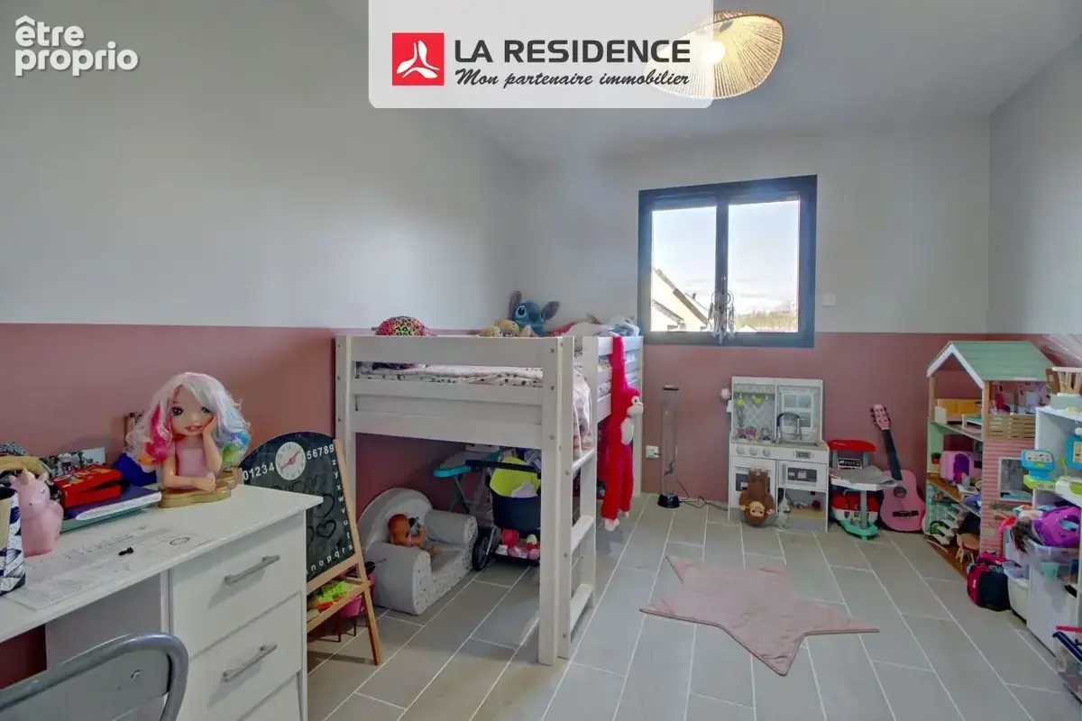 Maison 6 pièces 160 m² à vendre à Saint-Etienne-Sous-Bailleul (27920) - photo 9