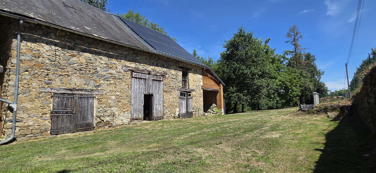 Maison à LUBERSAC