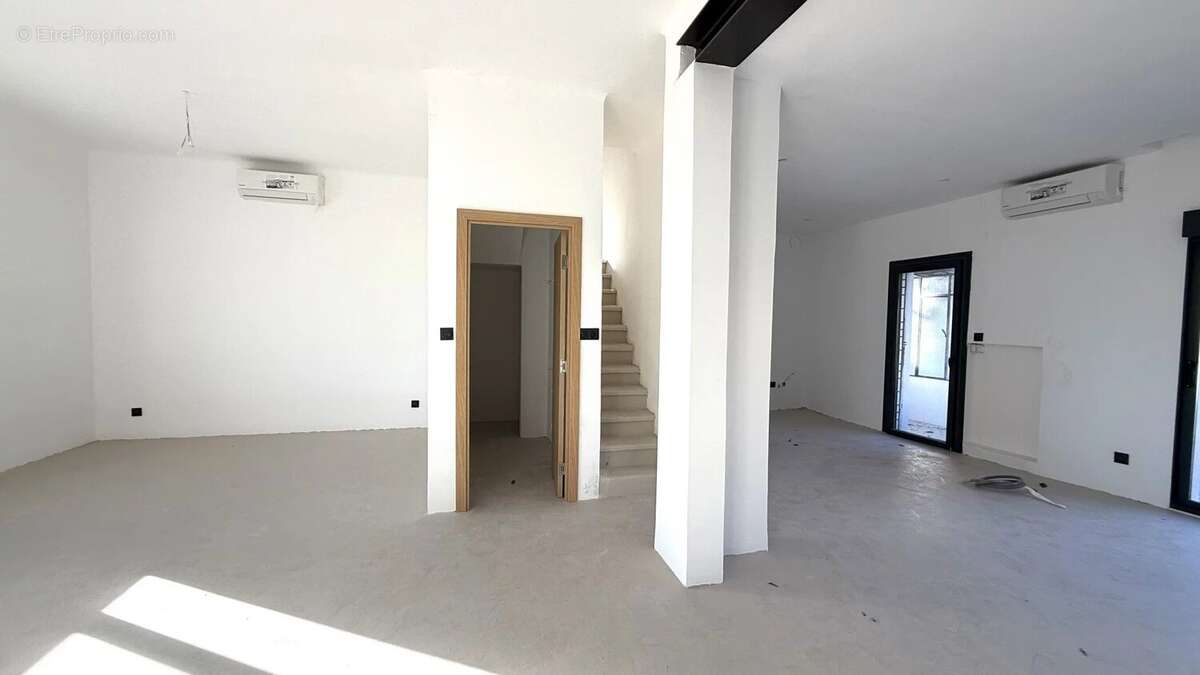Appartement à MARSEILLE-12E