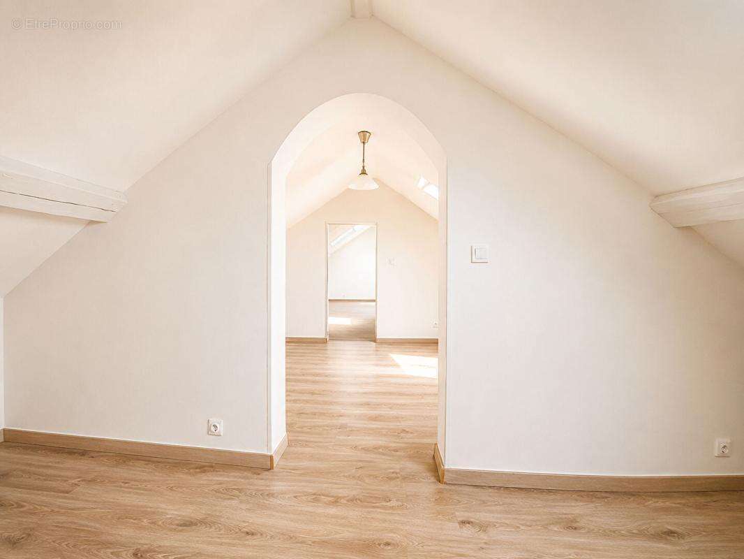 Grande maison familiale avec logement indépendant possible et jardin clos - Secteur Le Mêle-sur-Sarthe - photo 18