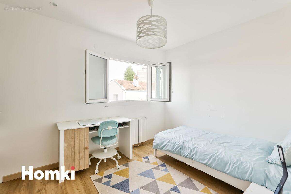 Maison à FONTENAY-LE-FLEURY