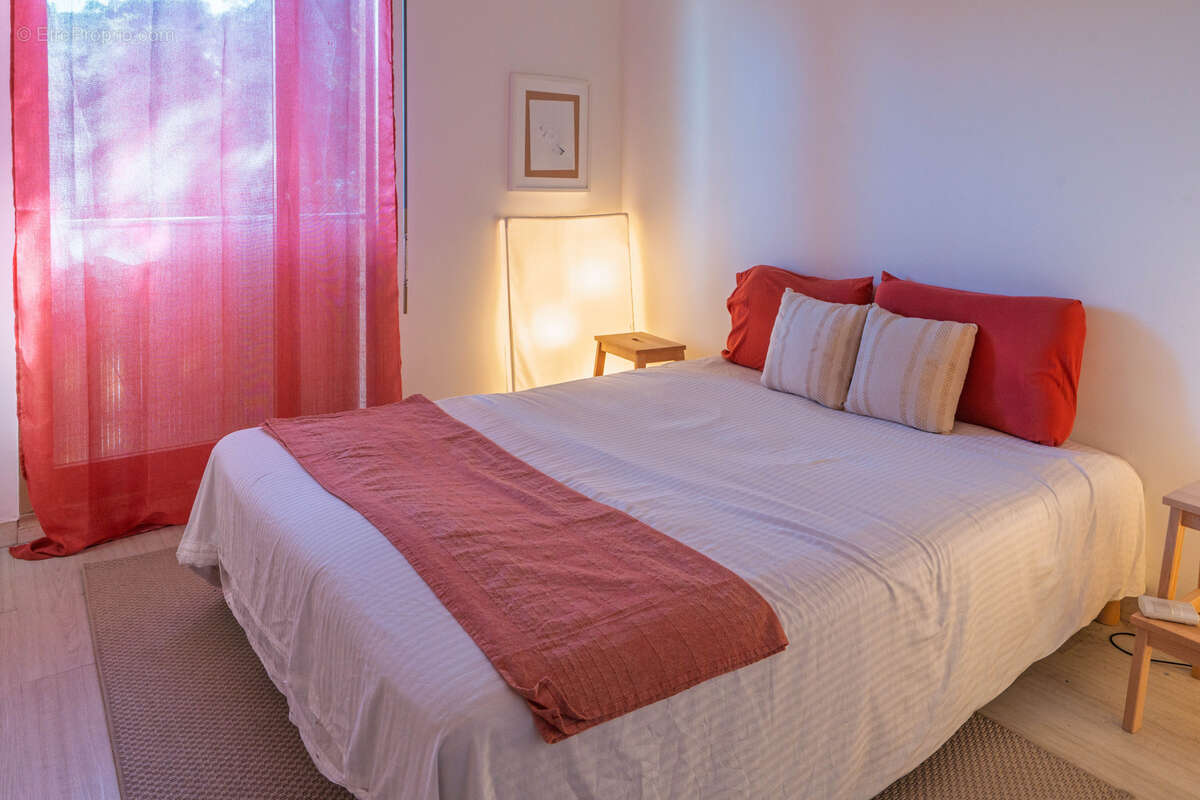 Appartement à SAINT-MANDRIER-SUR-MER