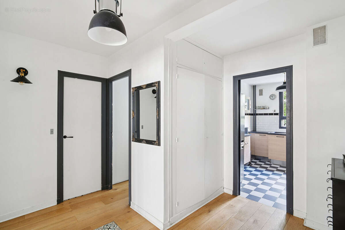 Appartement à PARIS-20E