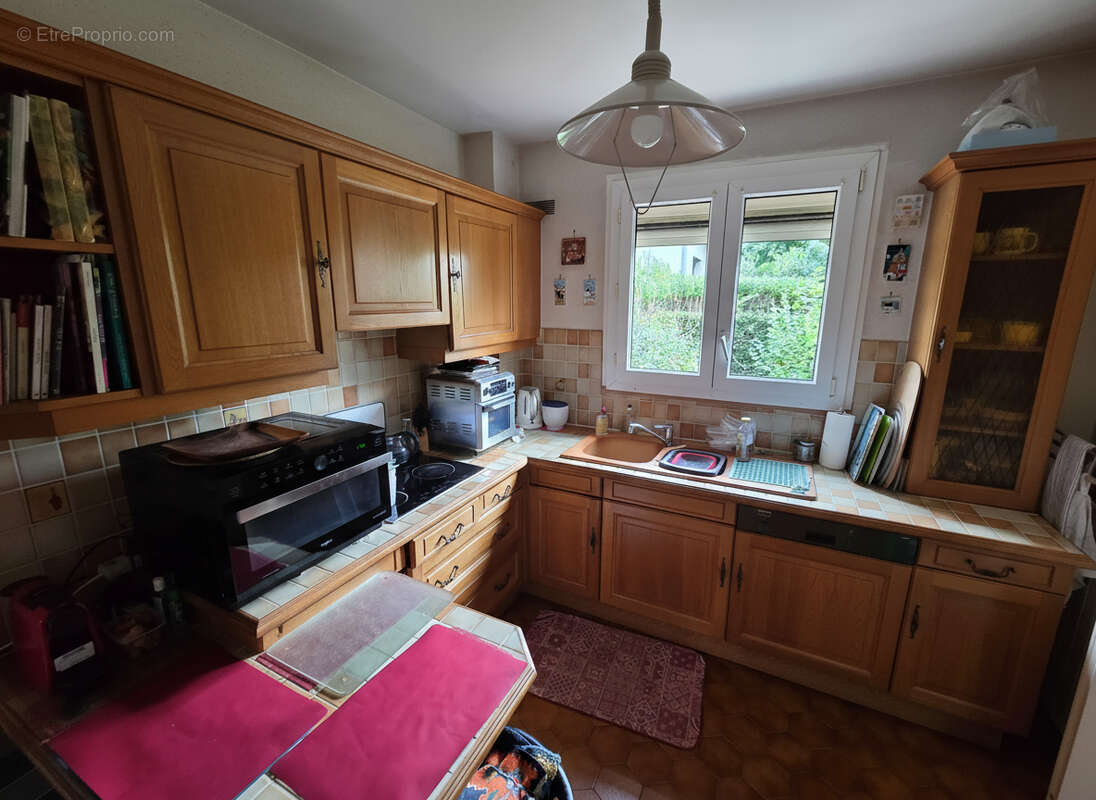 Maison à VERRIERES-LE-BUISSON