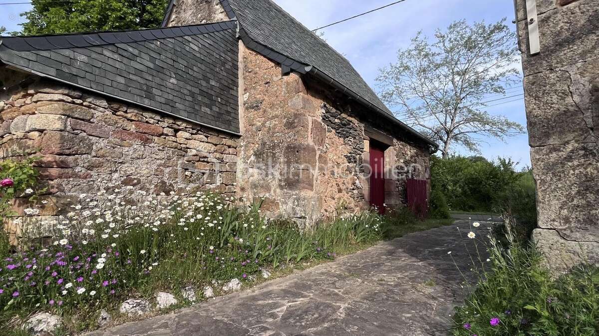 Maison à CHATRES