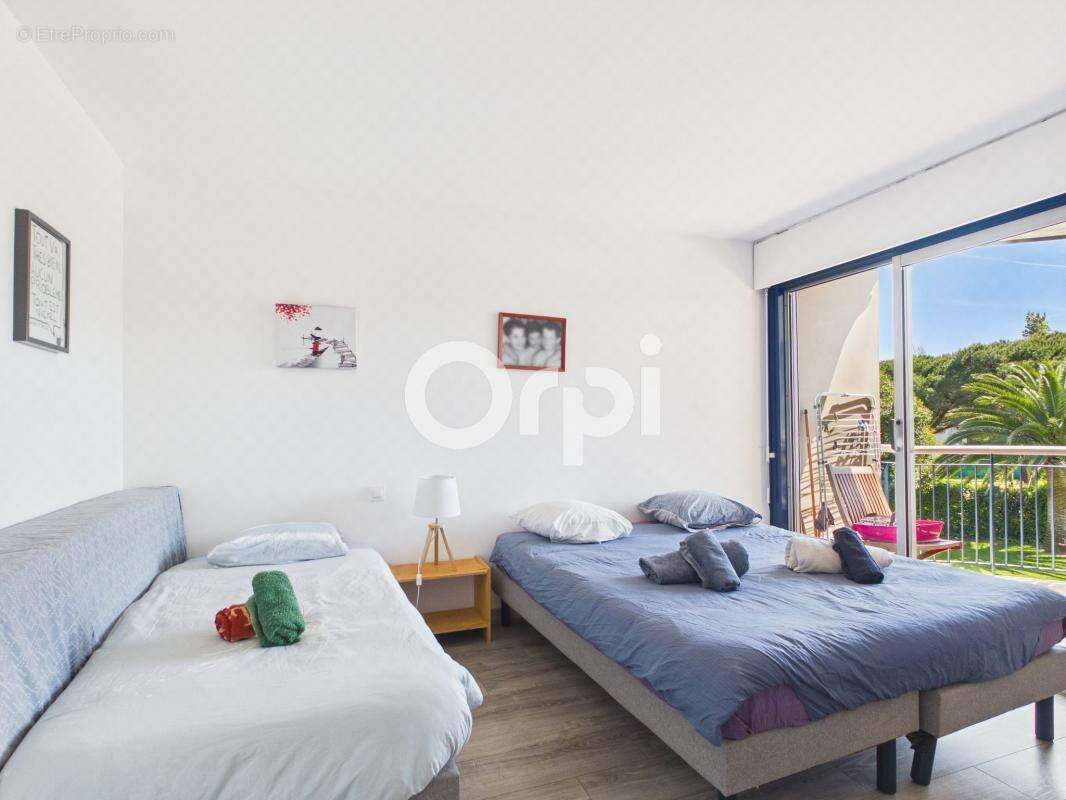 Appartement à MANDELIEU-LA-NAPOULE