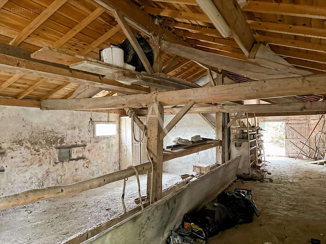 Maison à LE PERRIER