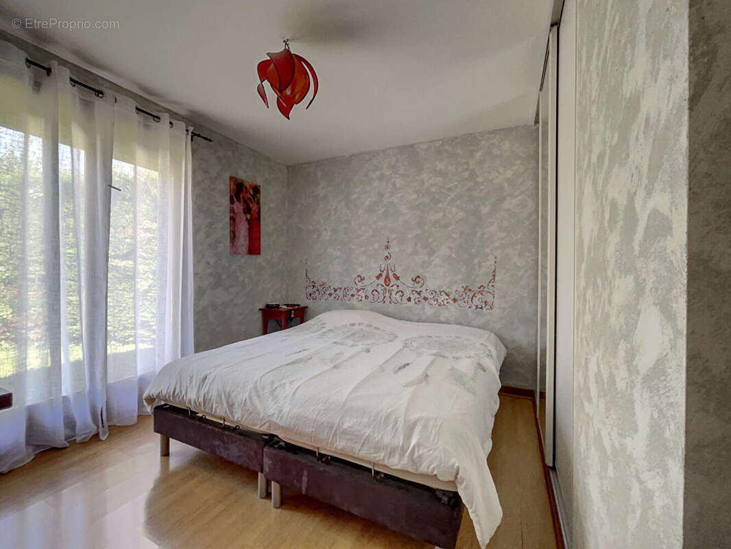 Muret - maison plain-pied avec piscine, véranda et grand terrain de plus de 1 000 m² - photo 10