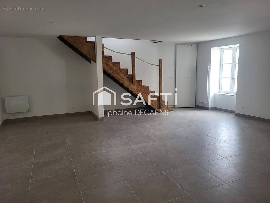 Photo 1 - Maison à RILLE