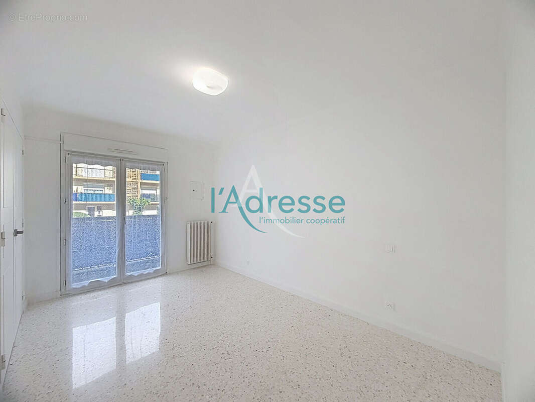 Appartement à MANDELIEU-LA-NAPOULE