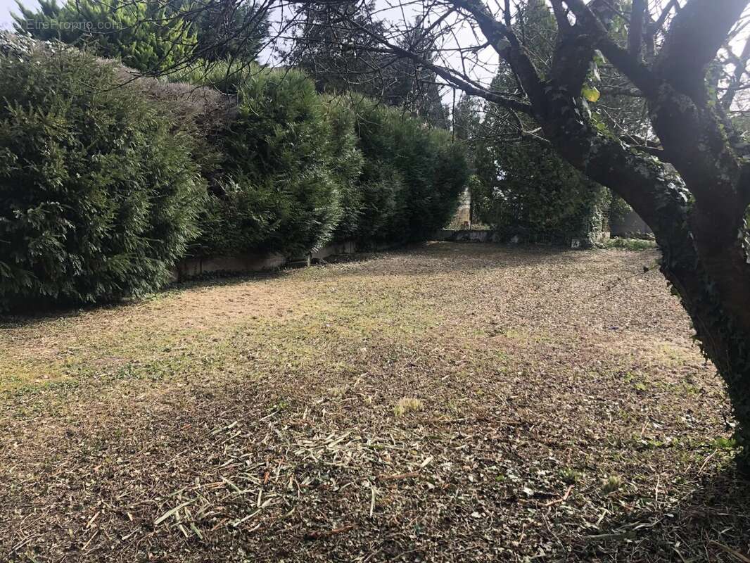 Terrain constructible de 480 m² à sens (89100) - photo 3