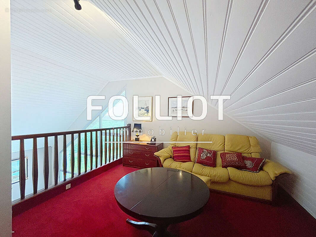 Maison à HAUTEVILLE-SUR-MER