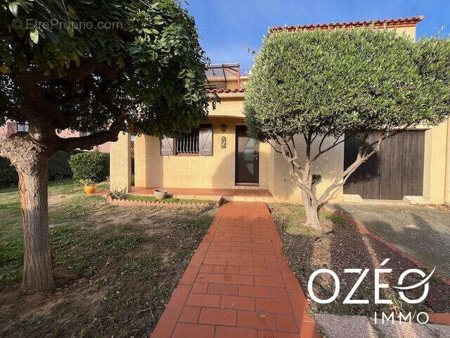 Maison à VILLENEUVE-DE-LA-RAHO