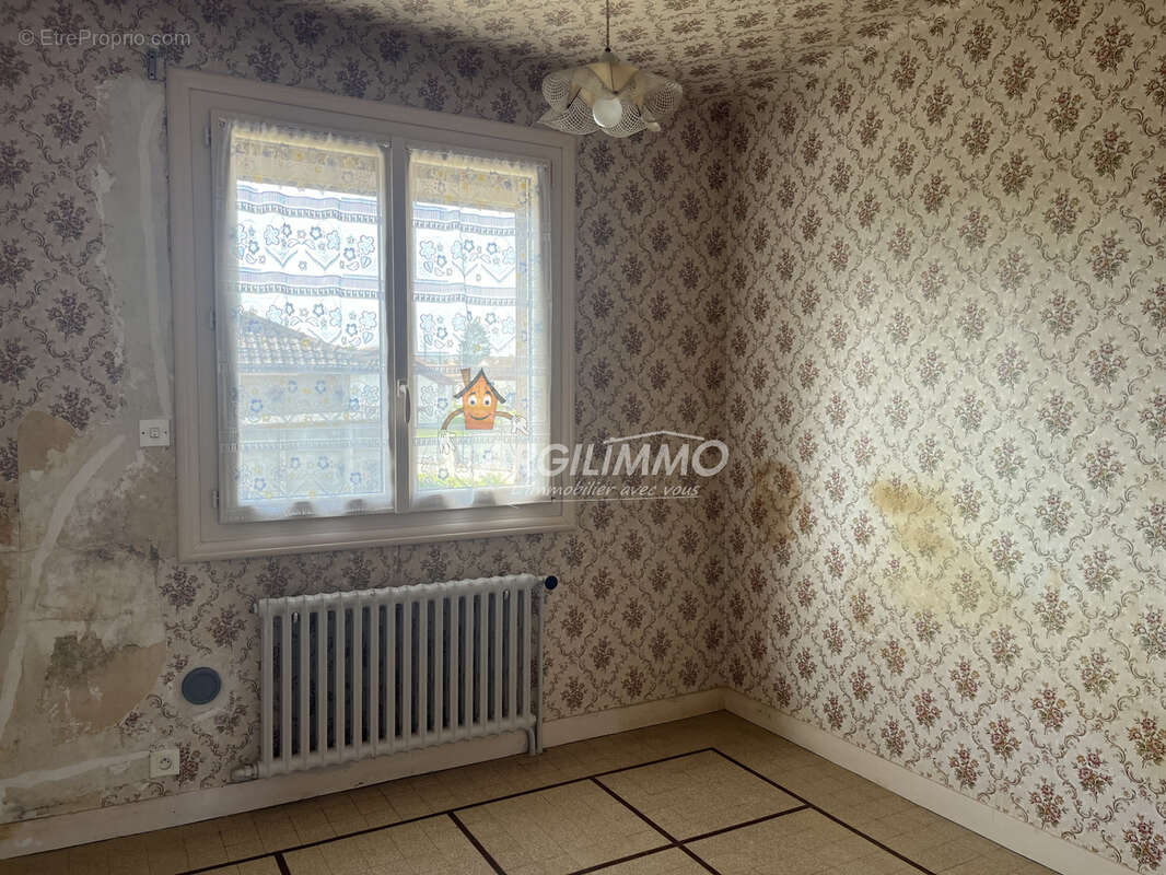 Maison à CONNERRE