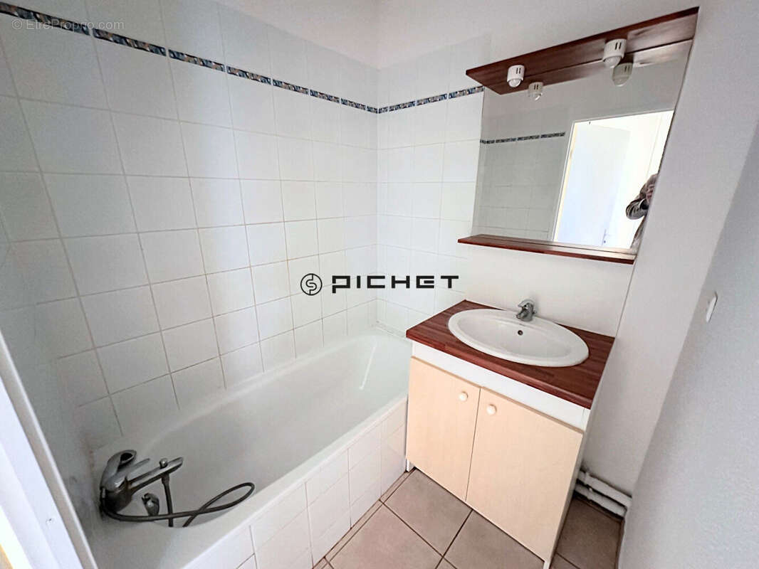 Appartement à SAINT-SEURIN-SUR-L'ISLE