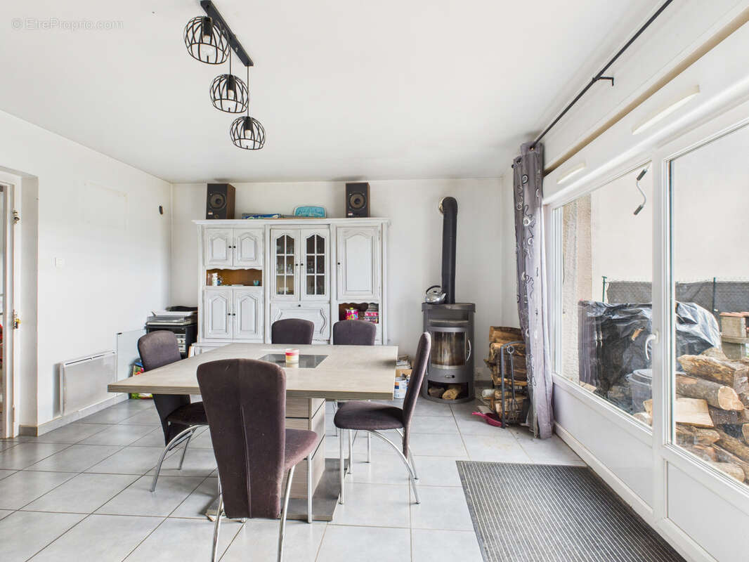 Maison à SAINT-DIDIER-EN-VELAY