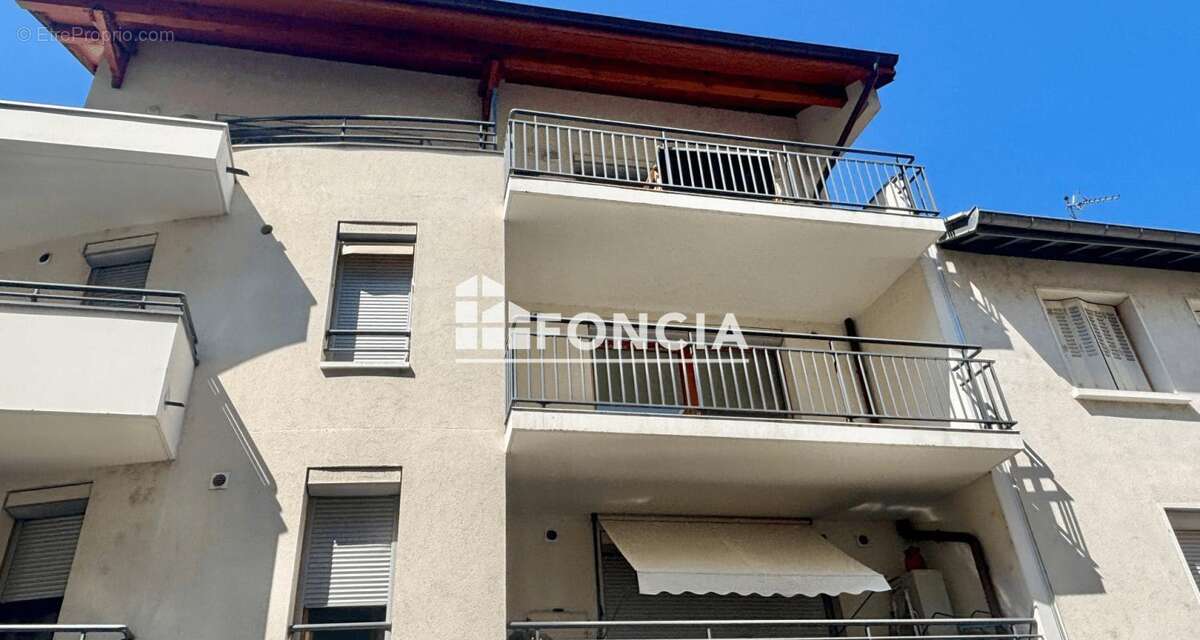 AIX hypercentre, au calme,  Spacieux T2 traversant de 53.97 m2 avec terrasse Sud - photo 10