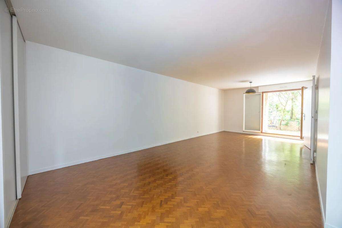 Appartement 3 pièces de 61 m² situé à Paris - photo 10