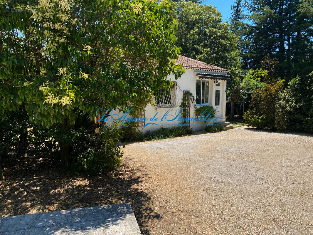 Maison à QUISSAC