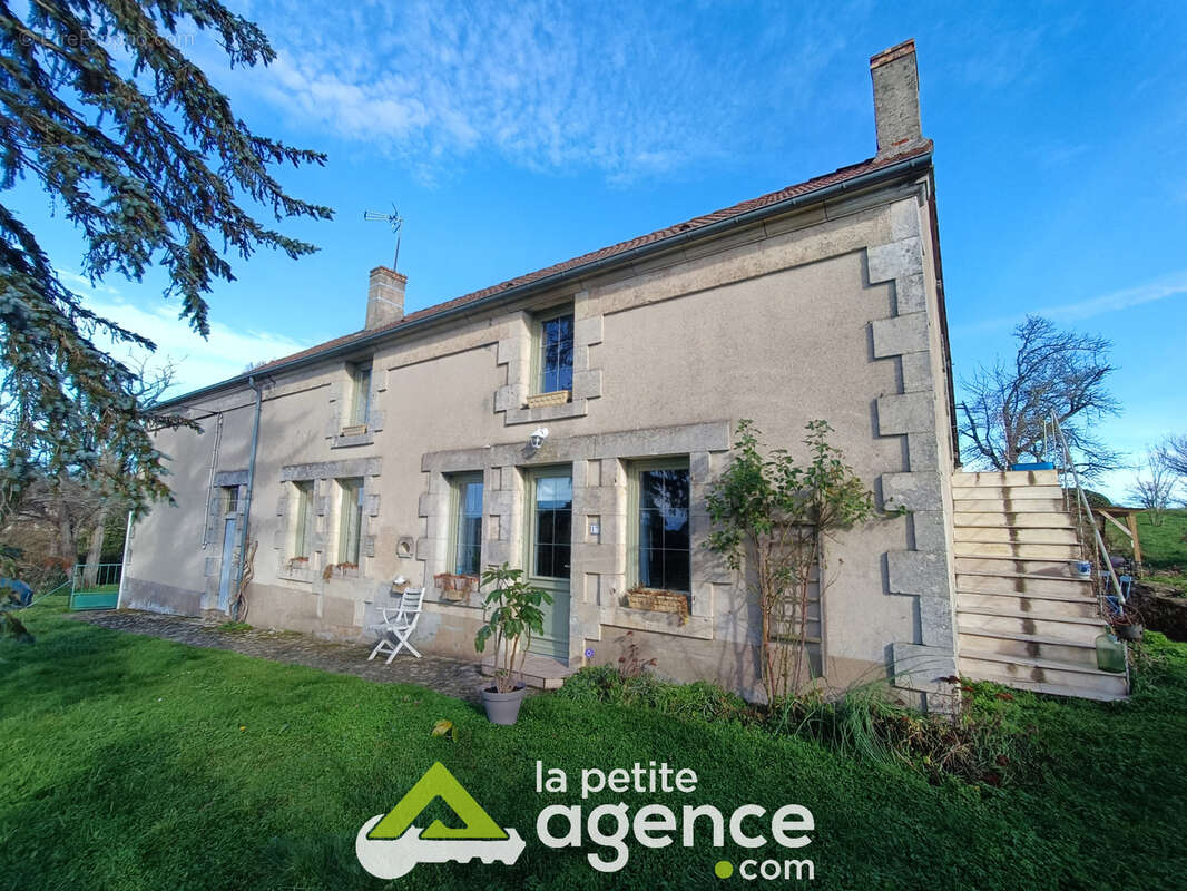 Maison à PRECY