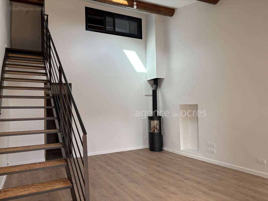 Maison à ROUSSILLON