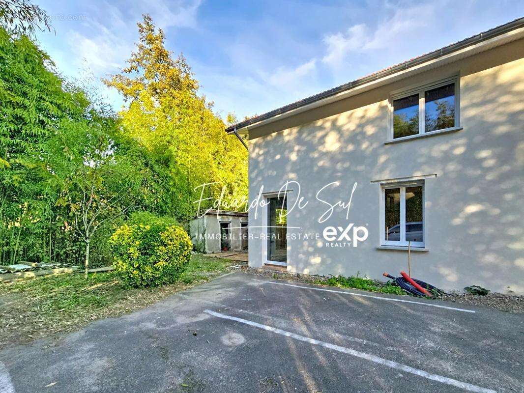 Maison à BLANQUEFORT