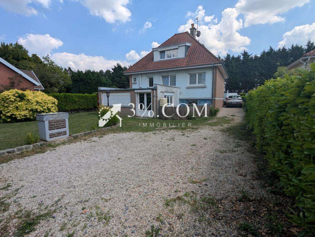 Maison à FACHES-THUMESNIL