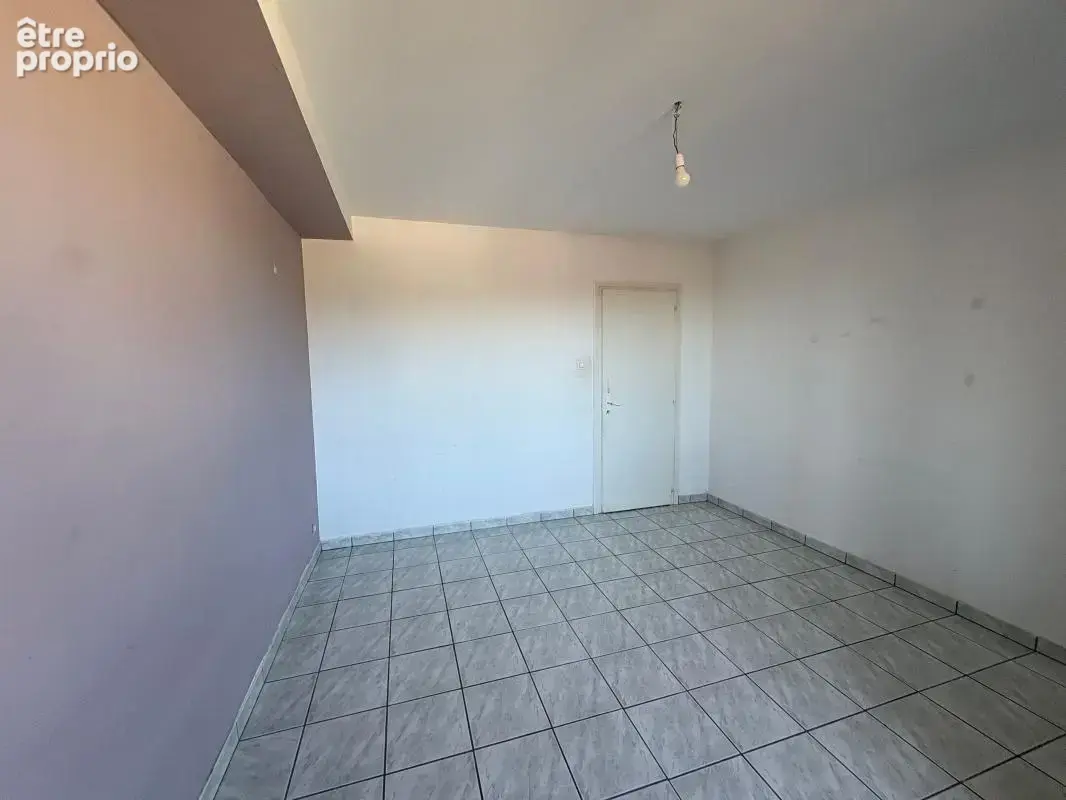 Maison 120 m² - 5 chambres - 837 m² de terrain - environnement calme - photo 12