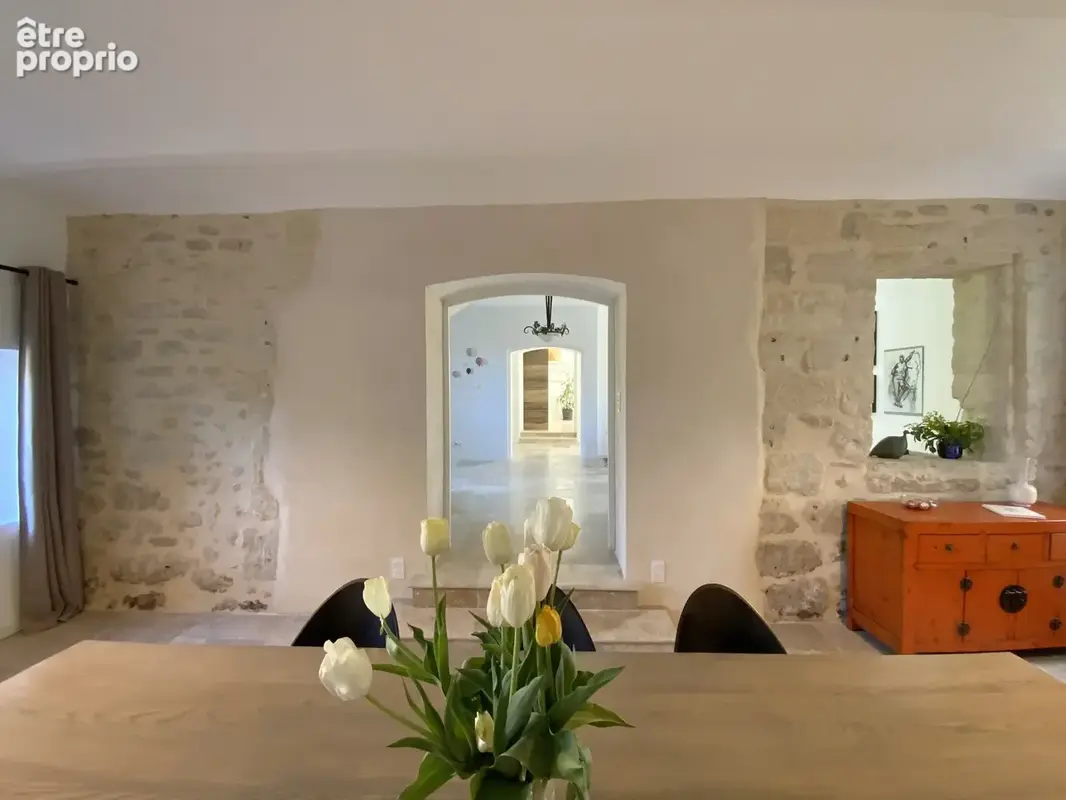Propriété d'exception à 350 m du centre d' Uzès à pieds. - photo 8