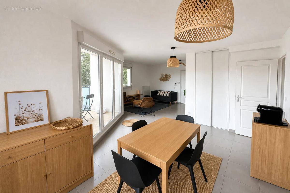 Appartement à TASSIN-LA-DEMI-LUNE