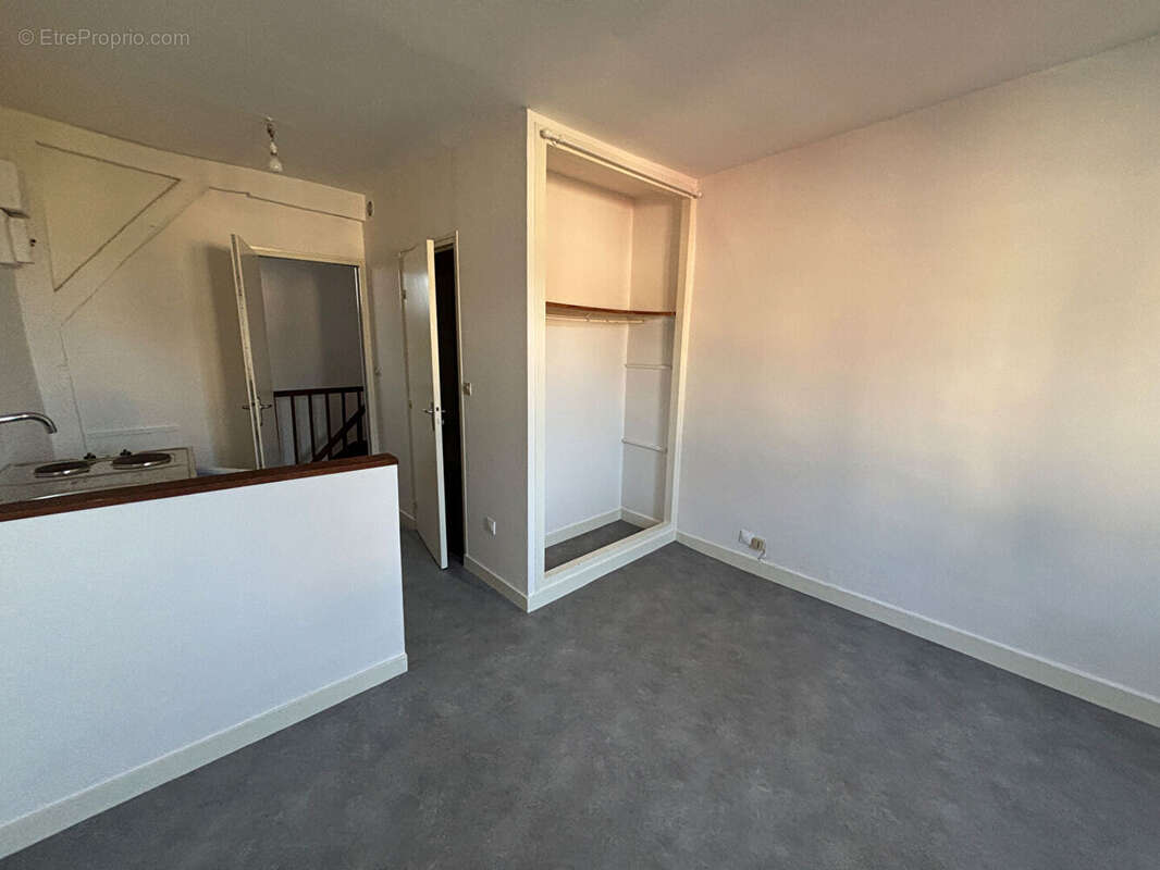 Appartement à GENNES