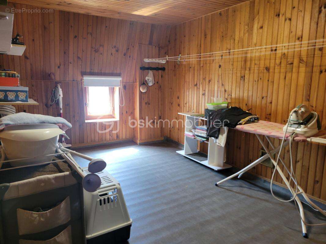 Coup de cœur assuré pour cette authentique maison en pierre - photo 10