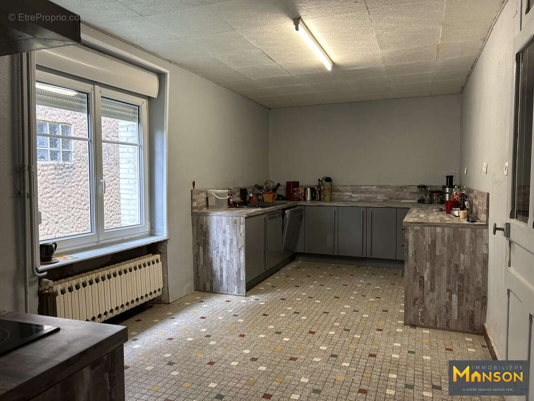 Maison à PIERRE-LA-TREICHE